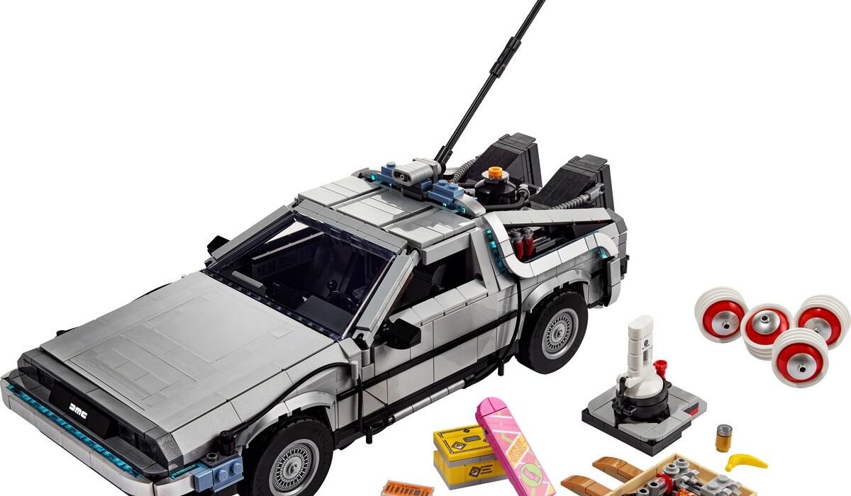 Official LEGO prod image of Back to the Future Time Machine 10300