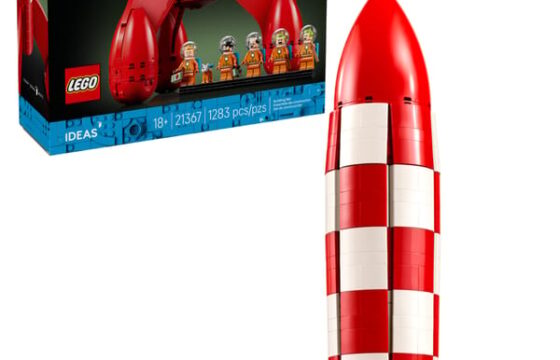 Official LEGO box image of Tintin Moon Rocket 21367