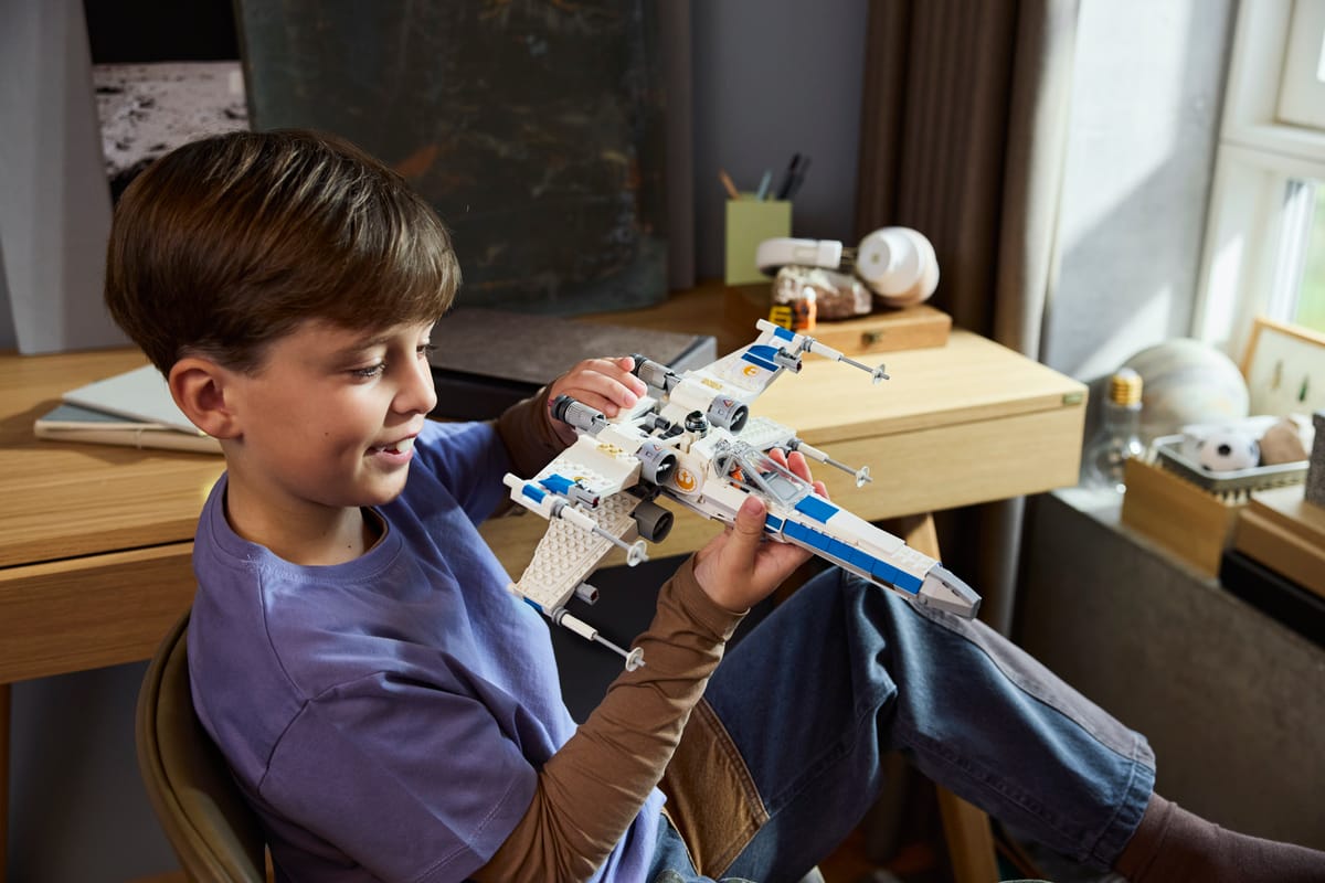 Official LEGO lifestyle image of New Republic X-Wing Starfighter 75460