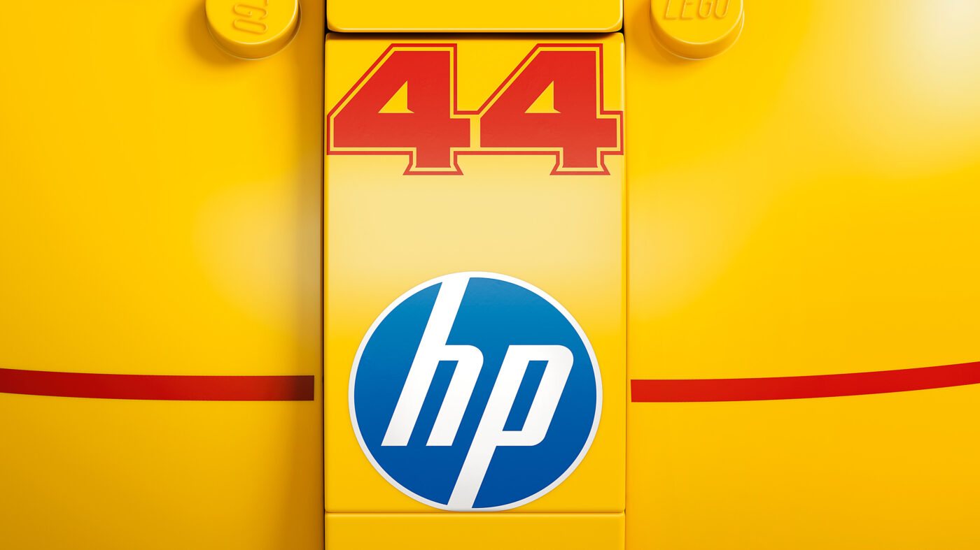 LEGO 43022 Lewis Hamilton Helmet detail image