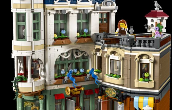 Official LEGO product render of LEGO Icons 11371 Shopping Street.
