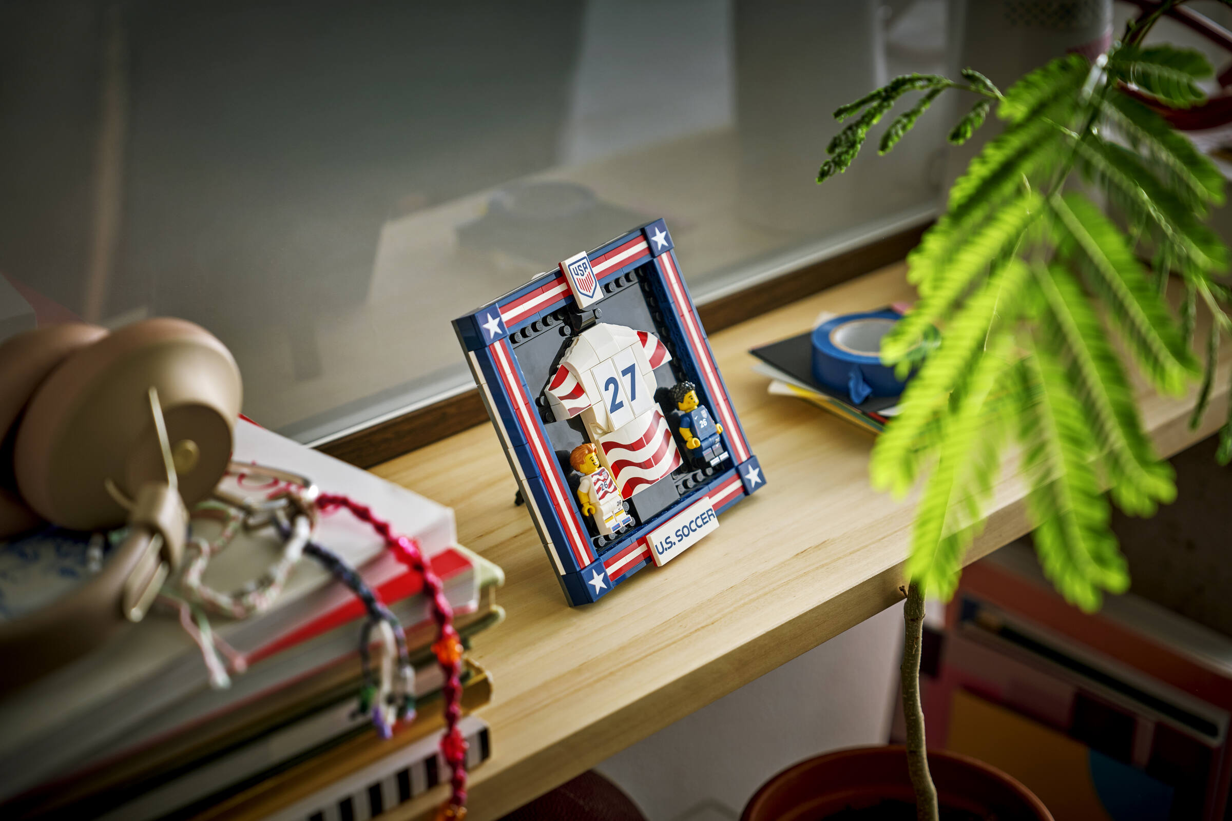 Official LEGO lifestyle image for 2026 US Soccer National Team Jersey set 43033