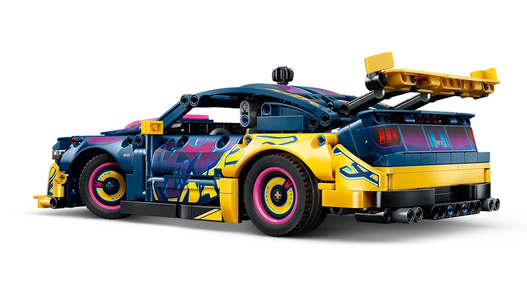 Official LEGO image of Custom Garage Ford Mustang GT Car (4)