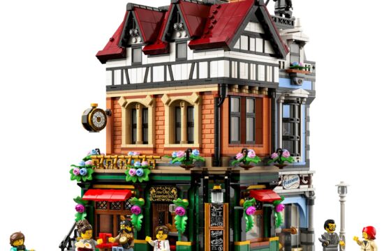 Official LEGO image of Tudor Corner