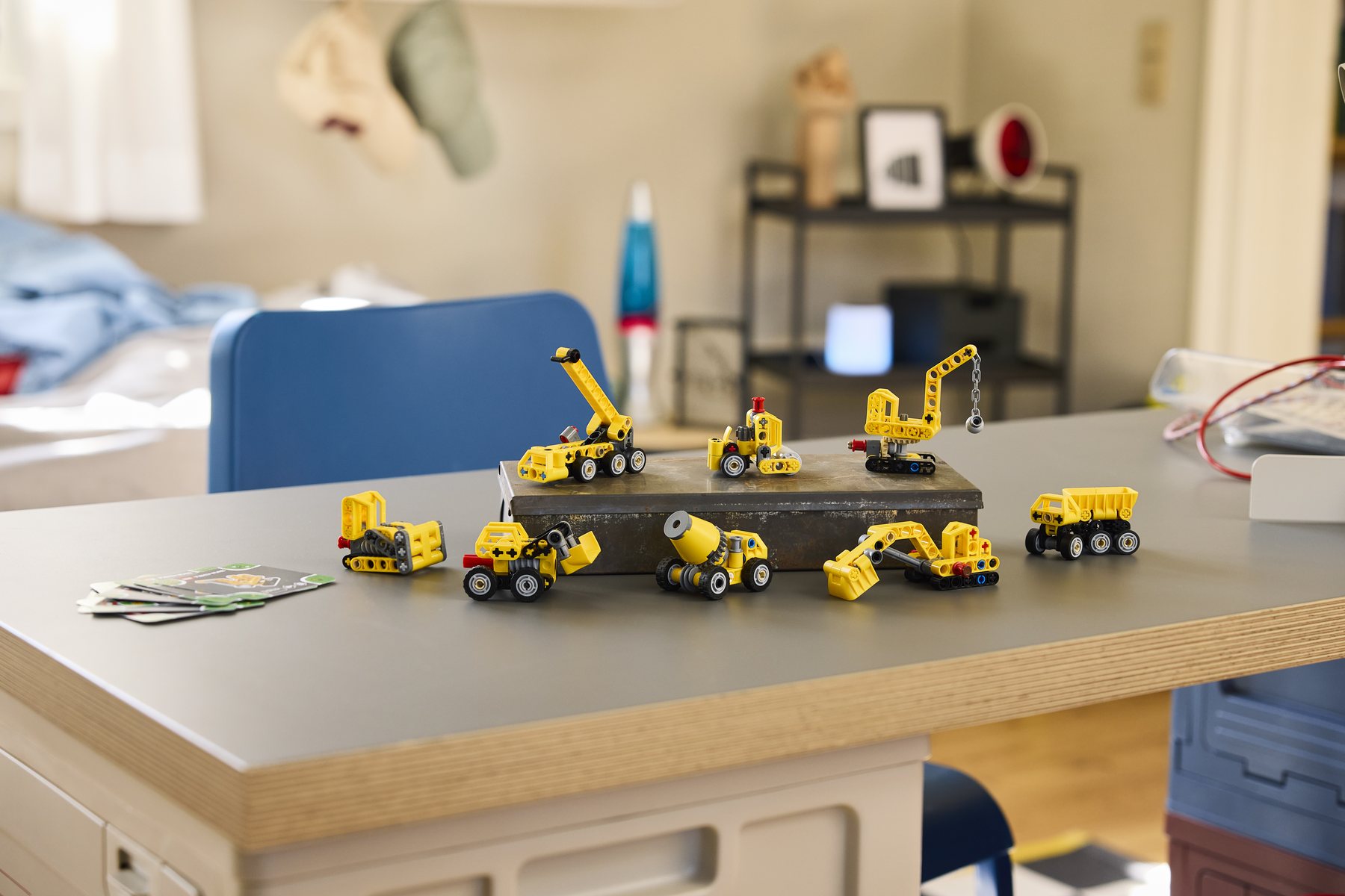 LEGO Technic 42233 Mighty Machines additional lifestyle image