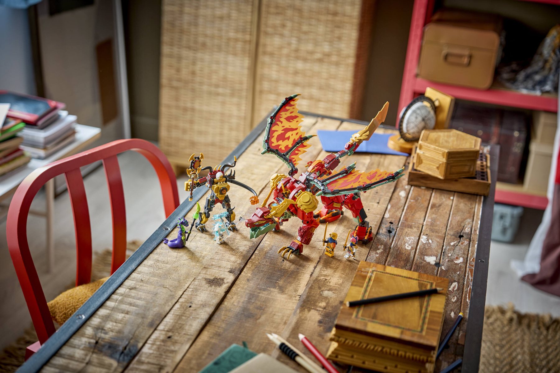 Official LEGO image of Wyldfyre's Transforming Dragon Mech