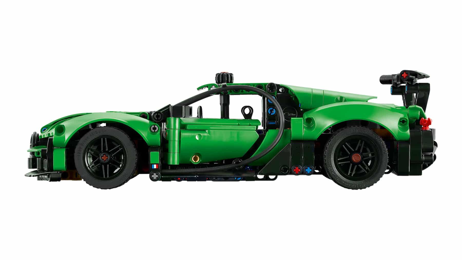 Official LEGO image of Green Bugatti Chiron Pur Sport Hypercar