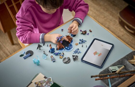 Official LEGO lifestyle image of Forbidden Forest™: Expecto Patronum
