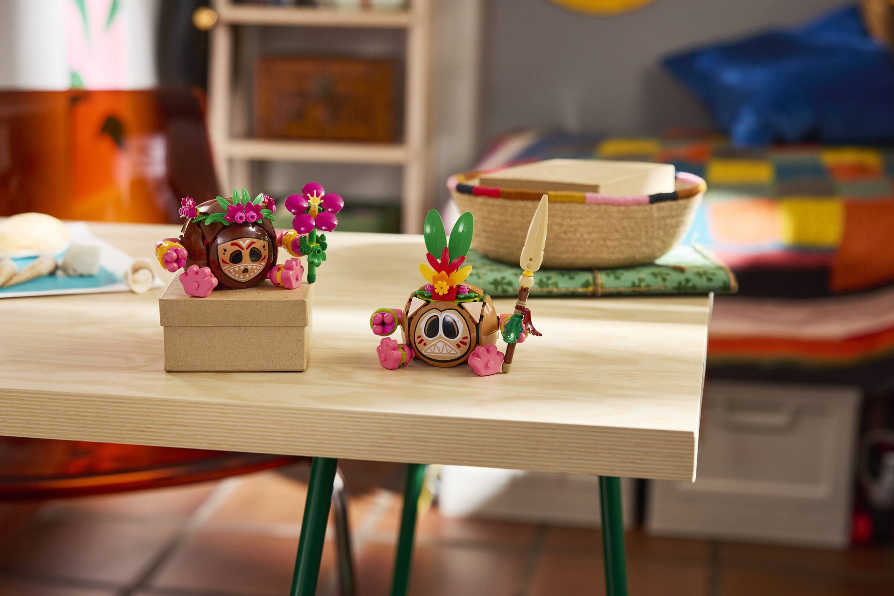 Official LEGO image of Kakamora