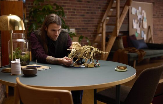 Official LEGO image of Dinosaur Fossils: Triceratops