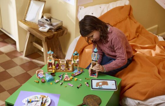 Official LEGO image of Rapunzel's Castle