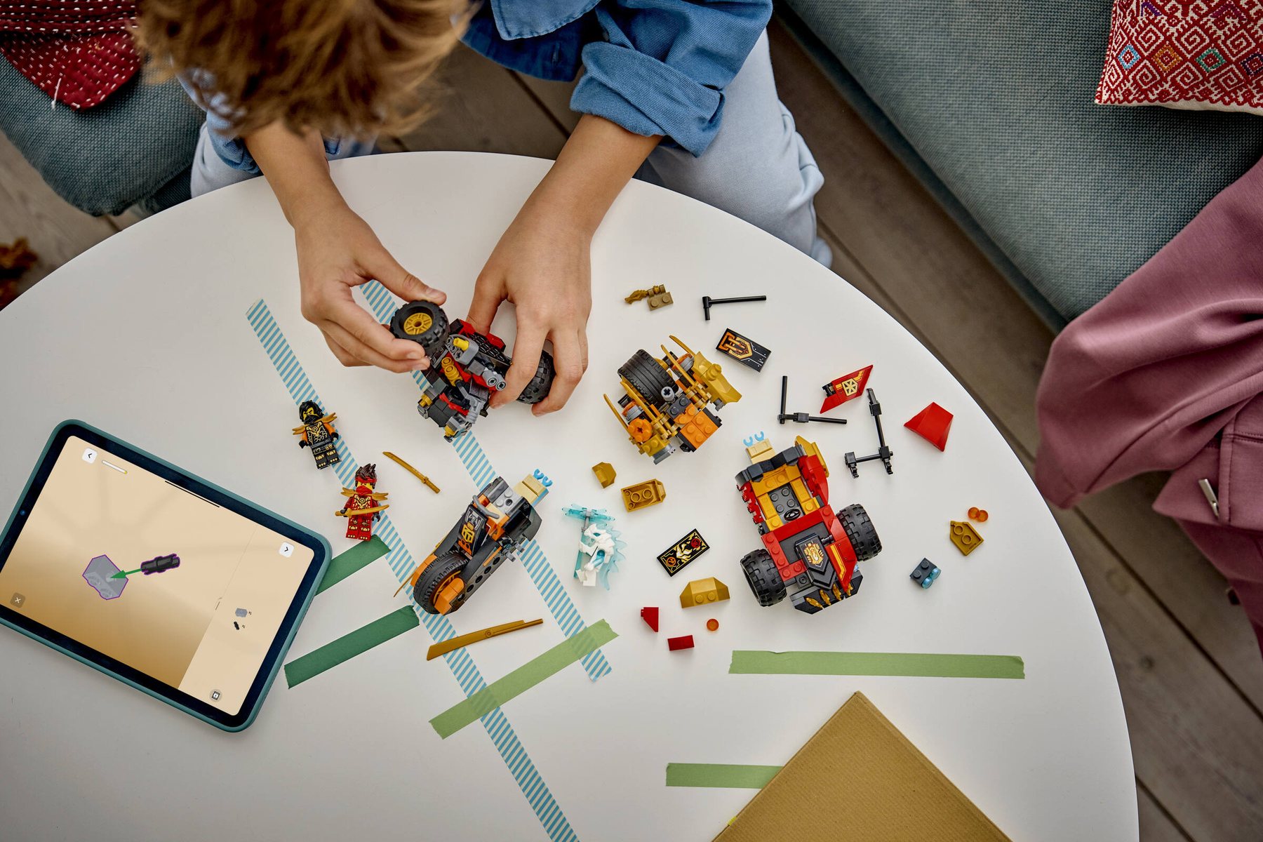Official LEGO image of Kai and Cole's Combiner Vehicles