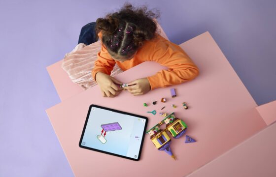 Official LEGO image of Rapunzel's Mini Tower