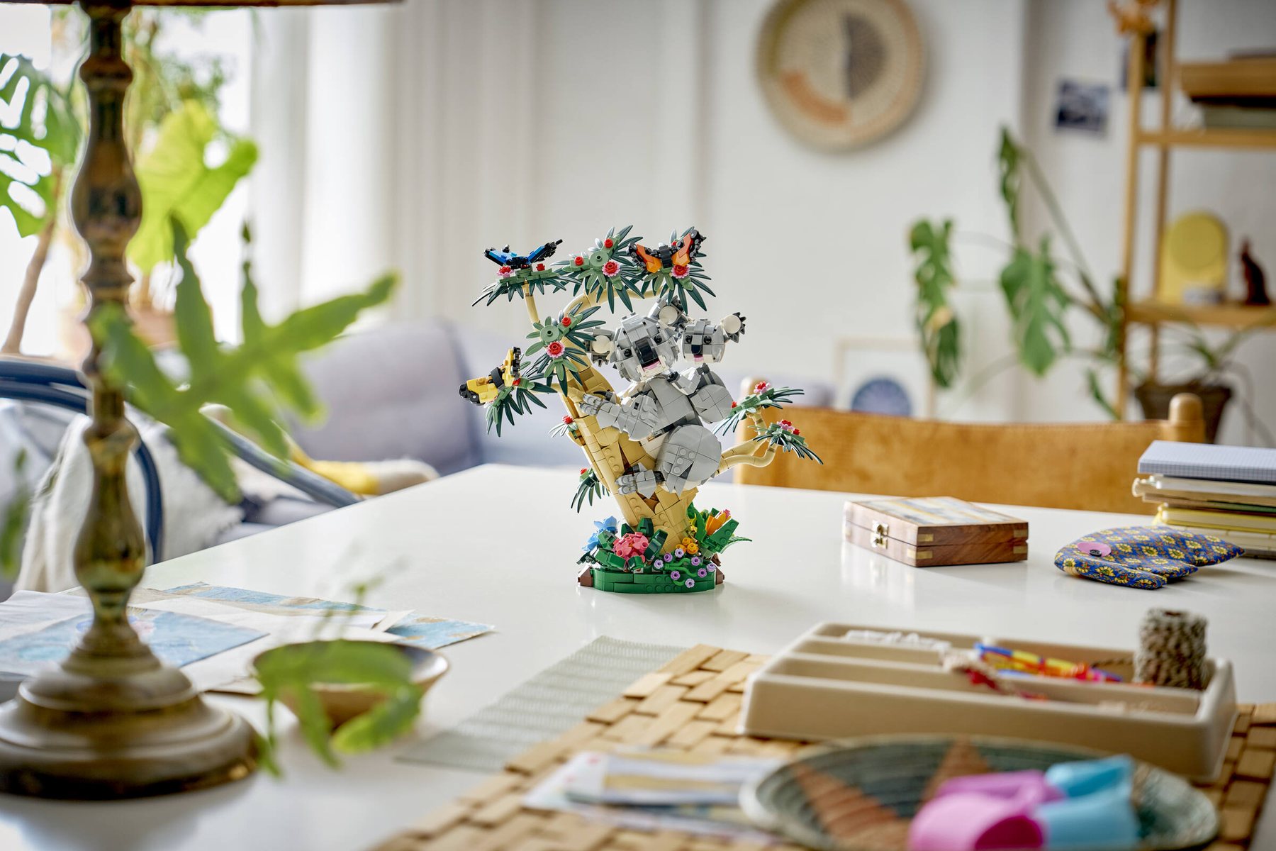 Official LEGO image of Wild Animals: Family of Koalas