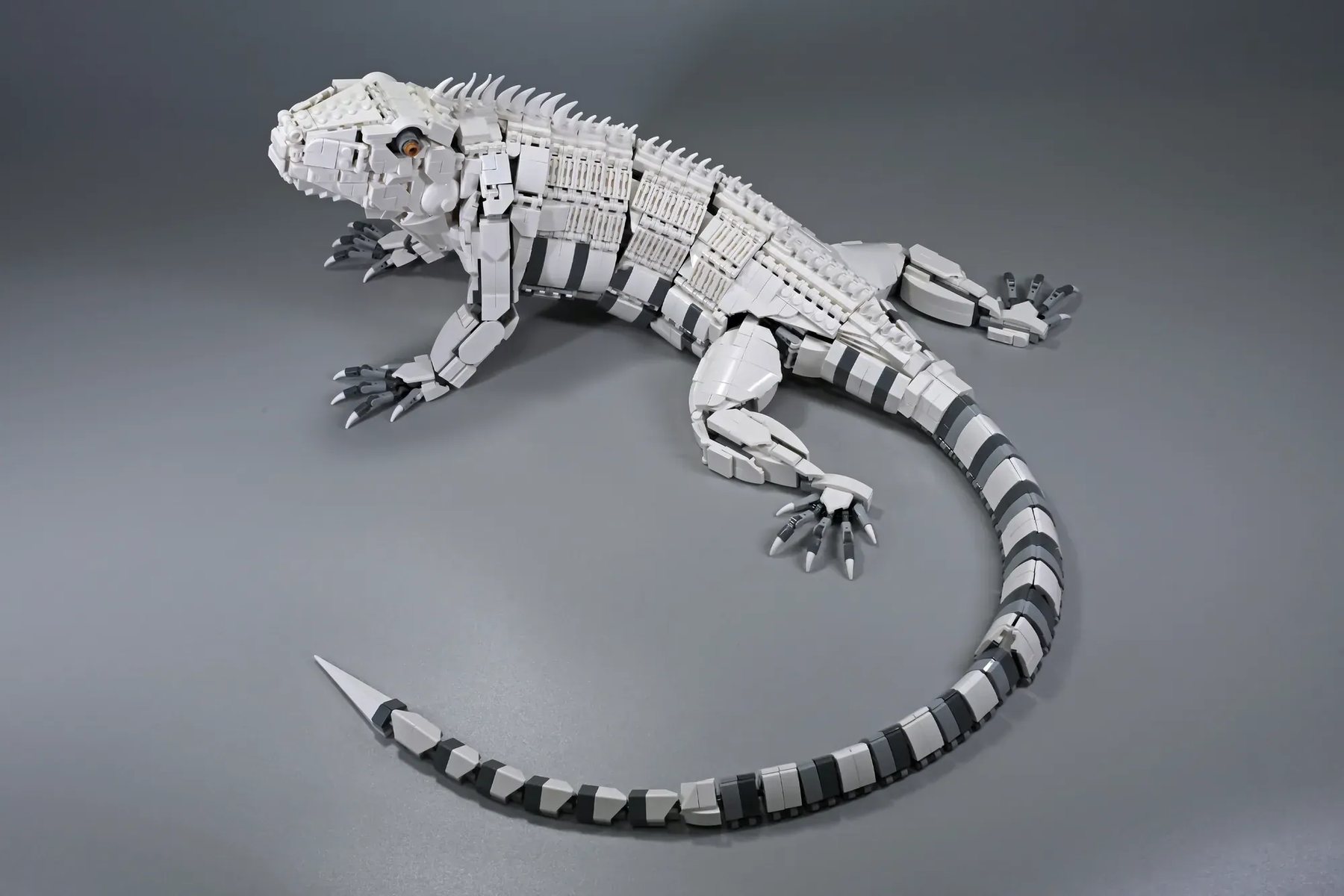 Official LEGO Ideas close view of Green Iguana Mecha concept art and build details