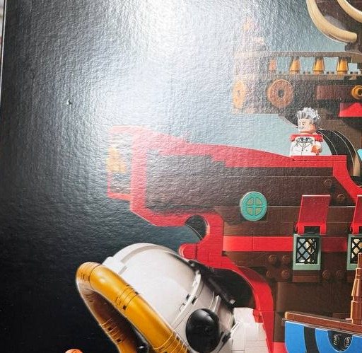 Cropped detail of the fish-head section on LEGO 75640 The Baratie Floating Restaurant