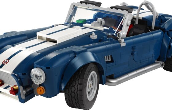 Official LEGO image of Shelby Cobra 427 S/C