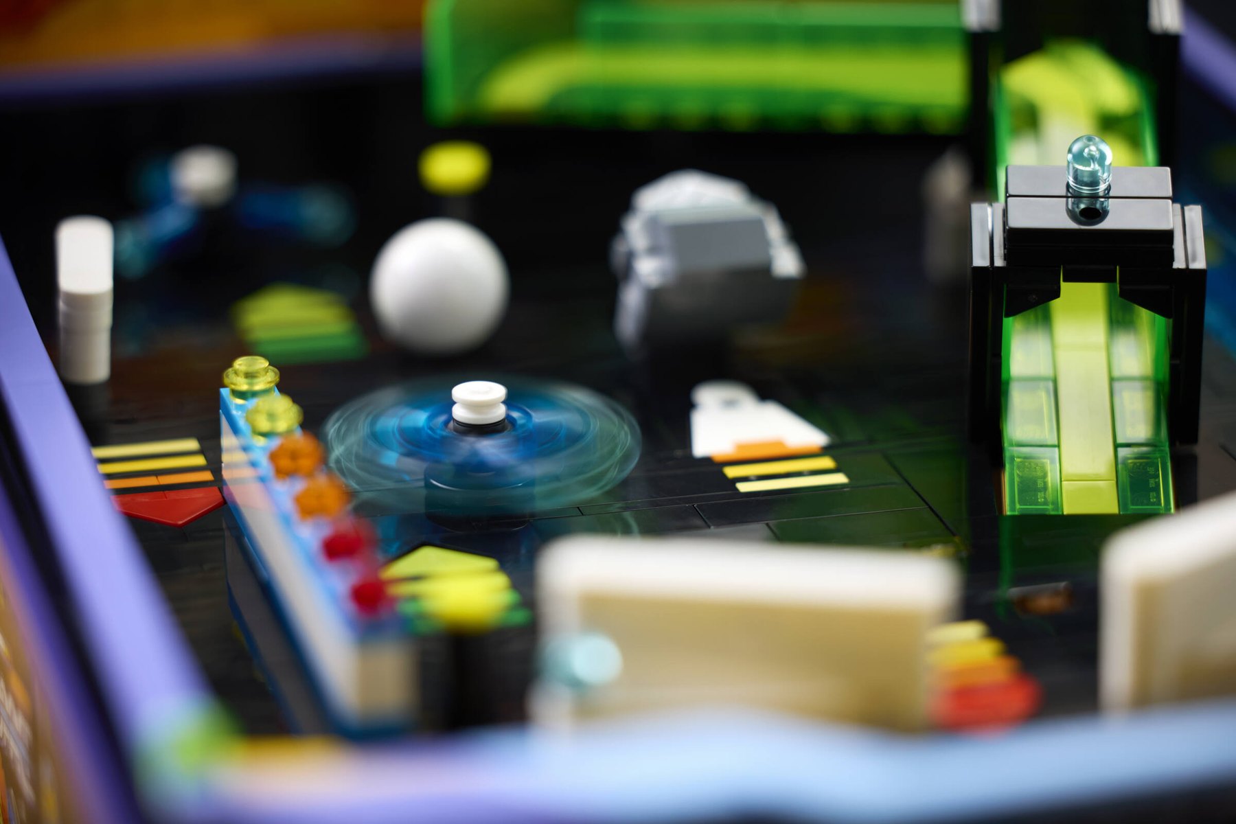 Official LEGO close-up image of the 11374 spinning bumpers