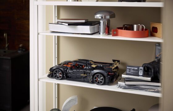 Official lifestyle image for LEGO Technic 42232 Koenigsegg Sadair’s Spear Megacar from LEGO.com