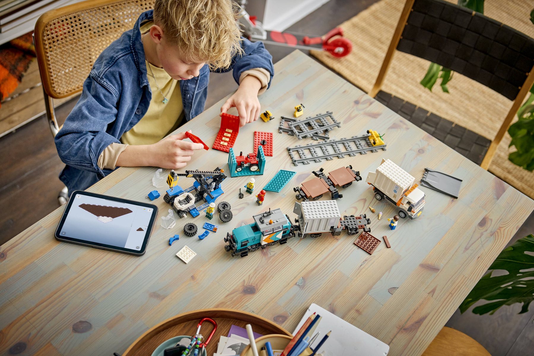 Official LEGO image of Harbor Freight Train with Crane & Truck