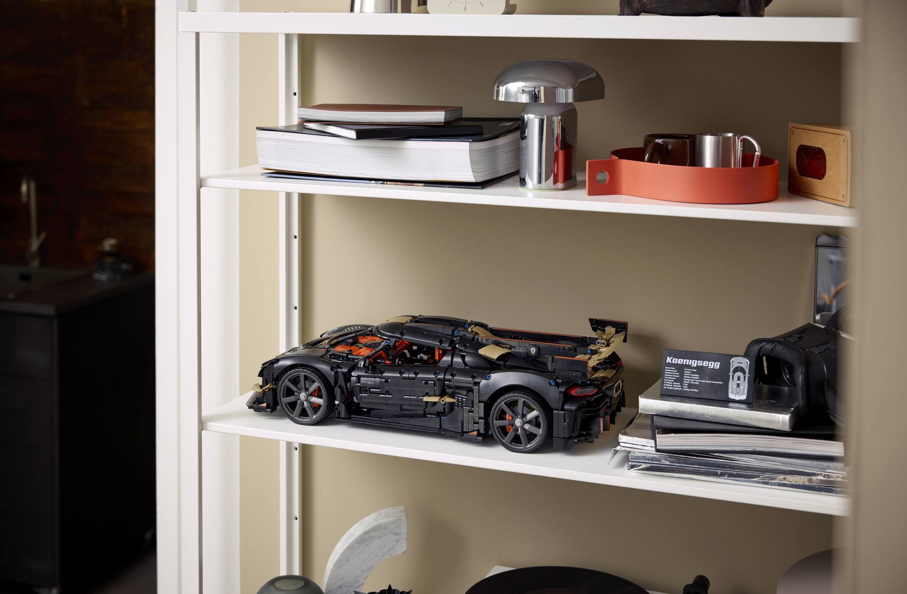 Official LEGO environment image of Koenigsegg Sadair's Spear Megacar