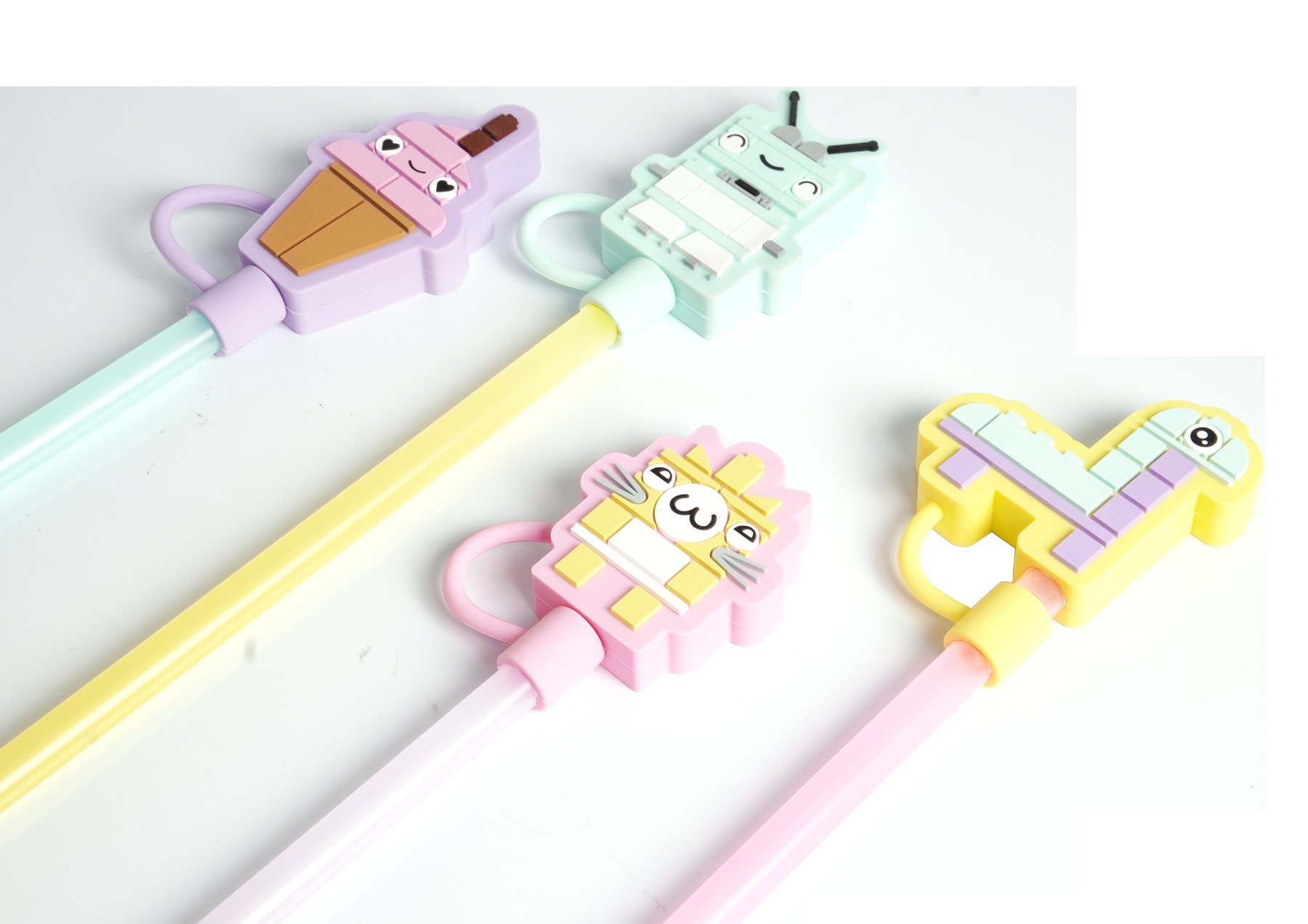 Official alternate image of Straw Topper Set 5010927