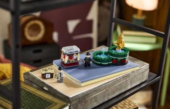 Official LEGO image of Ministry Munchies & The Daily Prophet Stands