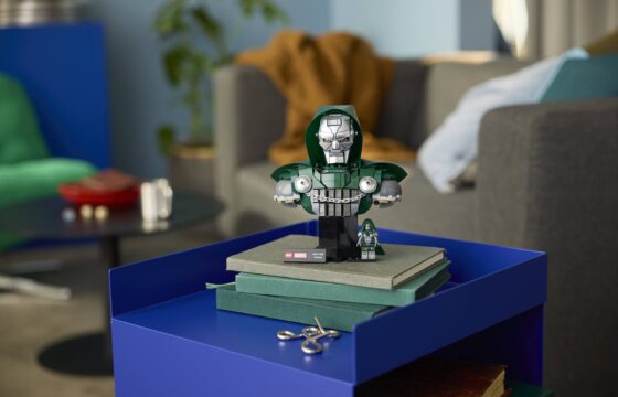 LEGO | Marvel Doctor Doom Bust featuring a brick-built model, a nameplate and a minifigure shown on a pile of books.