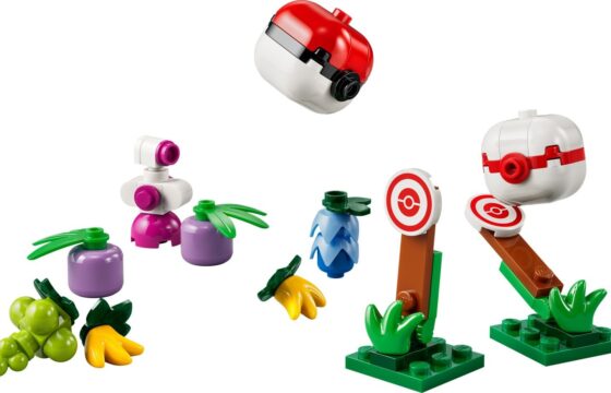 Official LEGO product image of Trainer Supplies 30730