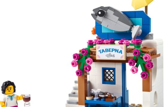 Official LEGO product image of Restaurants of the World: Greece 40908