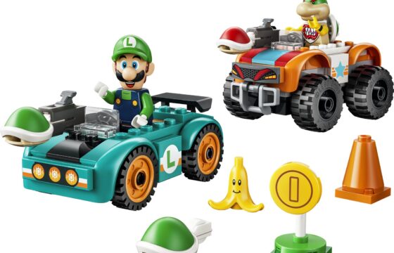 Official LEGO image of Mario Kart™ – Luigi & Bowser Jr.'s Race