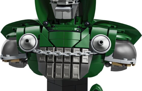 Official LEGO product image of Doctor Doom Bust
