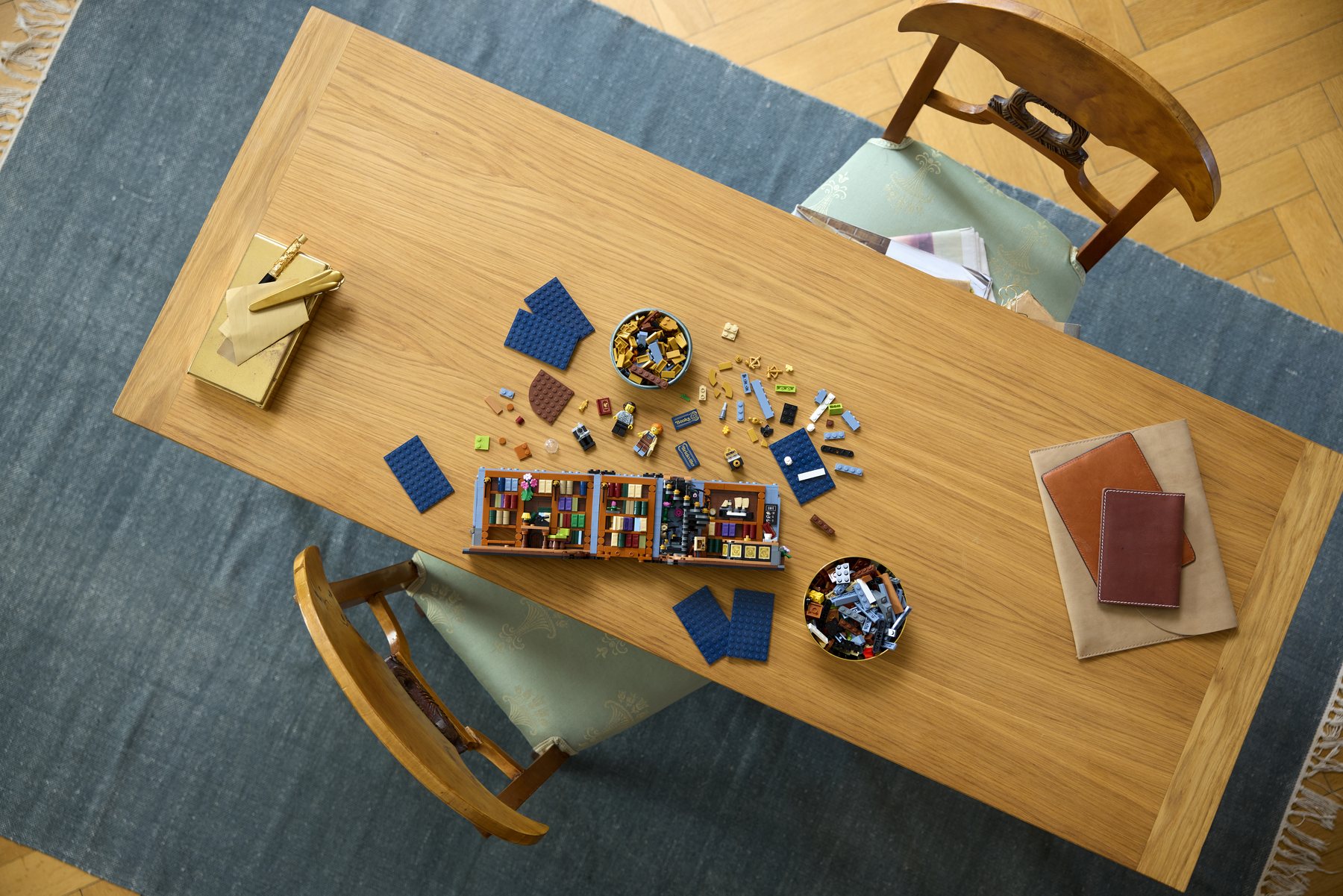Official LEGO lifestyle image of Bookstore: Book Nook