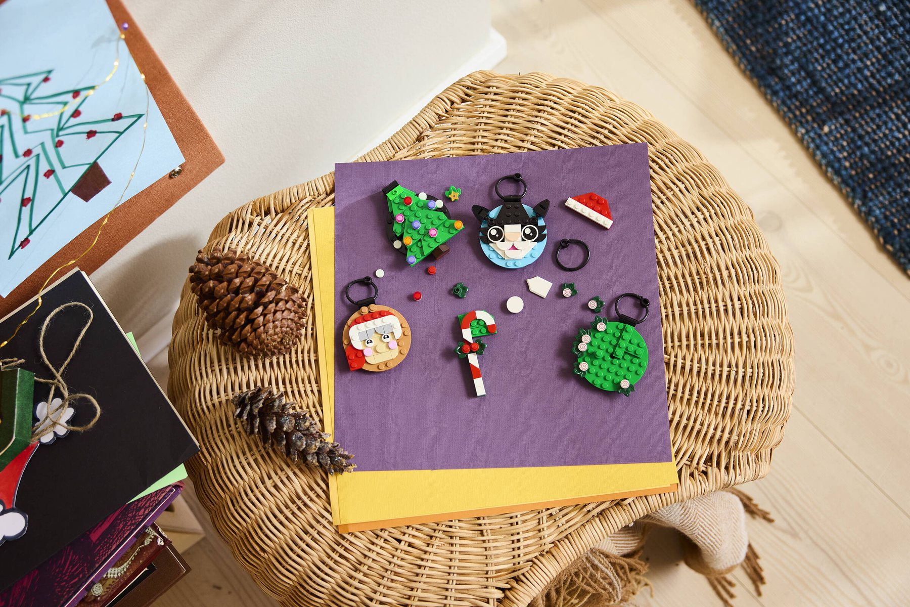 Official LEGO image of Holiday Ornament Selection 2