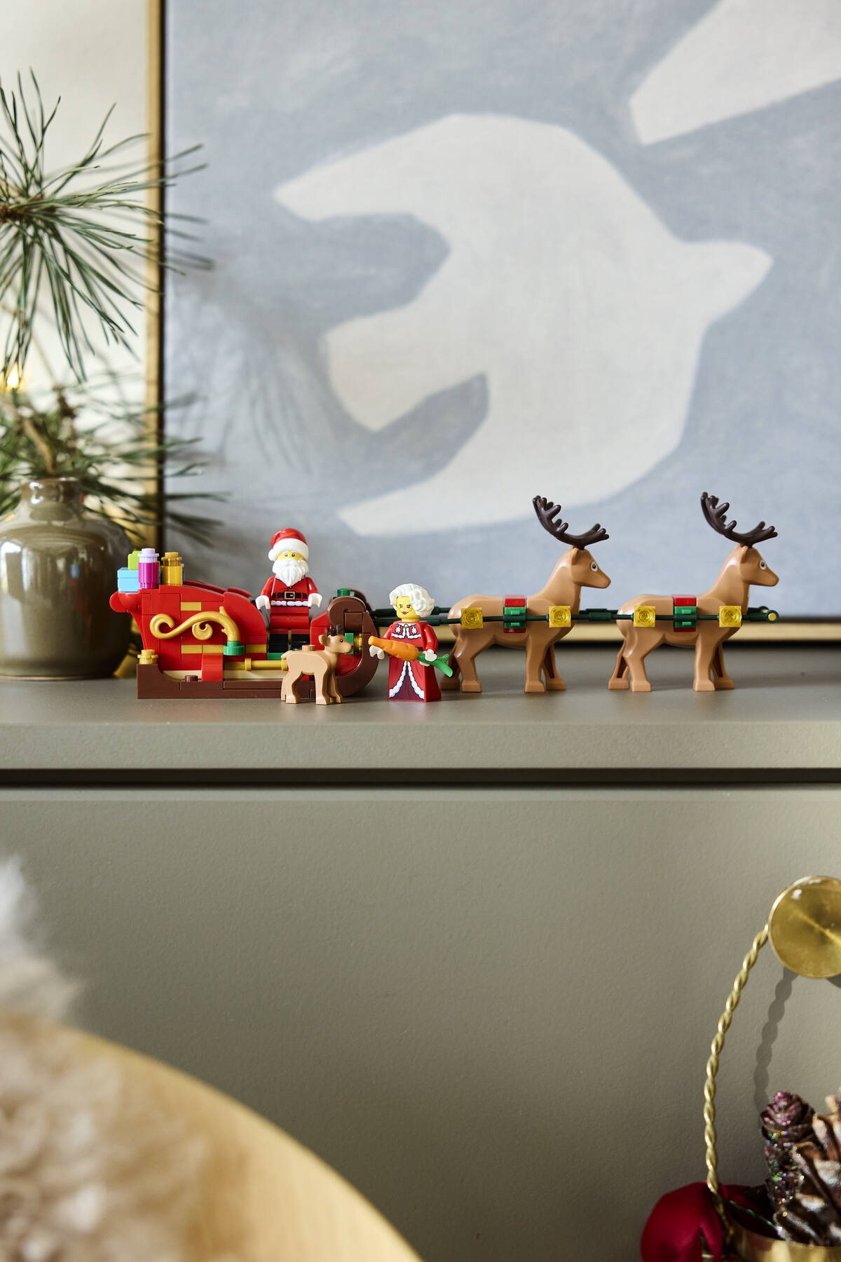 Official LEGO lifestyle image of Santa's Holiday Sleigh Adventure