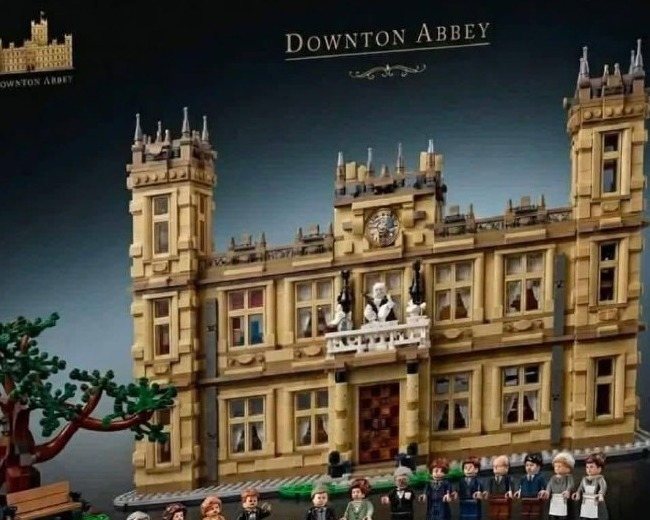 Close-up crop of the rumored LEGO Downton Abbey build shown on the leaked box